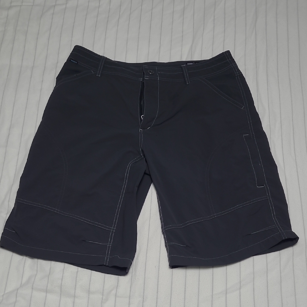 Kuhl Men's Cargo Shorts in Charcoal